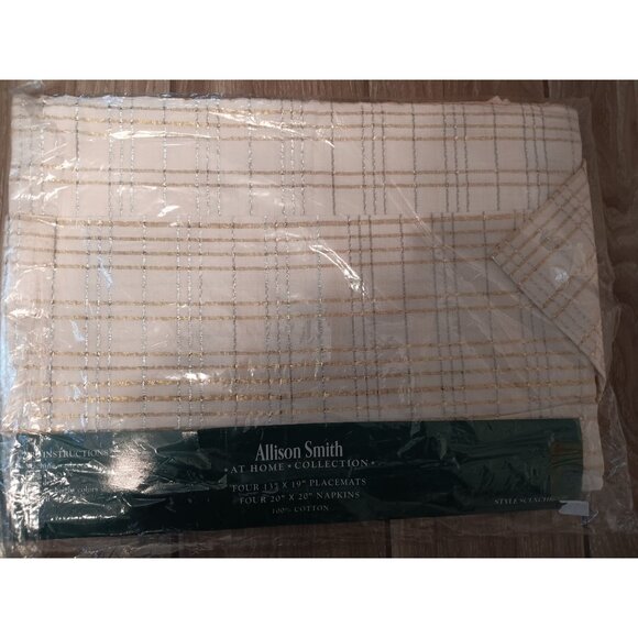 Vintage Allison Smith at Home 4 Placemat & Napkin Set, Gold & Silver Plaid Chris - Picture 4 of 4